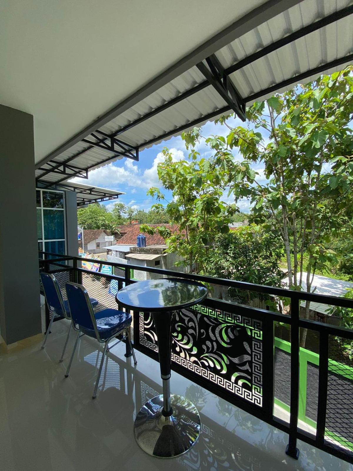 Wisma Hn Selang Exterior photo